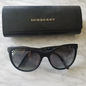 Burberry Sunglasses 4199